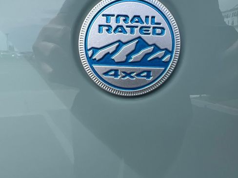 Used 2024 Jeep Wrangler Unlimited Sahara w/ Technology Group AWD/4WD image 25