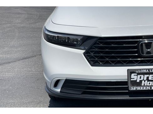 Certified 2023 Honda Accord EX image 40