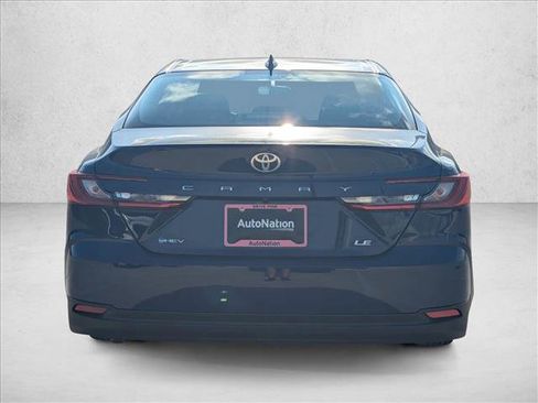 Used 2026 Toyota Camry LE w/ Convenience Package FWD image 9