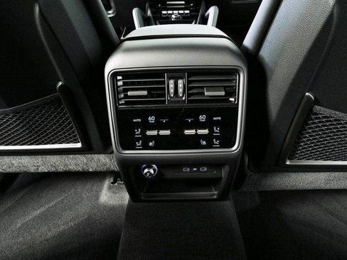 New 2026 Porsche Cayenne AWD/4WD image 21