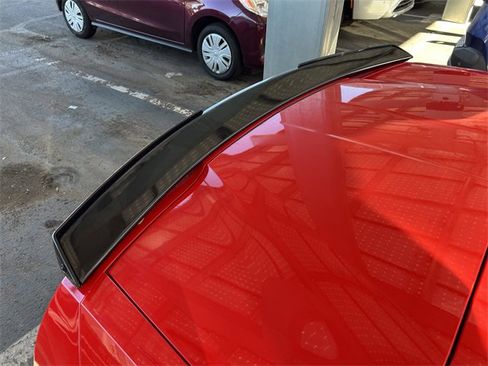 Used 2018 Chevrolet Corvette Grand Sport image 7