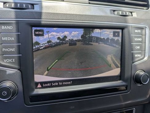 Used 2017 Volkswagen Golf Alltrack S AWD/4WD image 22