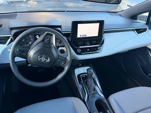Used 2025 Toyota Corolla SE FWD image 8