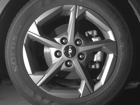 Used 2025 Kia K4 LXS image 12