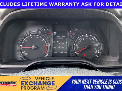 Used 2022 Toyota 4Runner SR5 Premium image 17