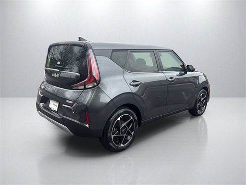 Certified 2024 Kia Soul EX image 7