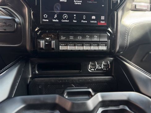 Used 2022 RAM 3500 Limited AWD/4WD image 28