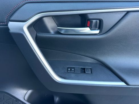 Used 2022 Toyota RAV4 XSE w/ Premium Package image 22