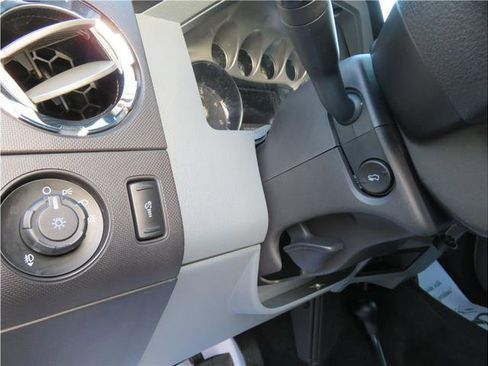 Used 2012 Ford F250 XLT w/ XLT Premium Pkg image 9