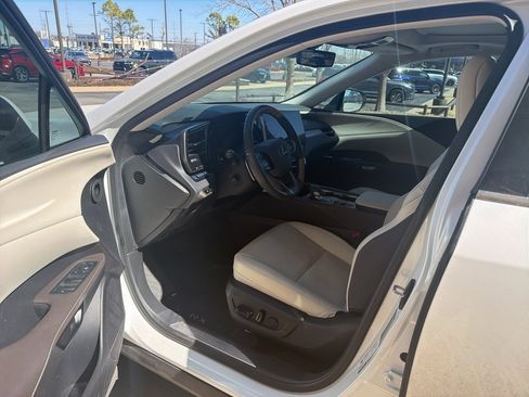 Certified 2025 Lexus RX 350 Premium Plus w/ Convenience Package image 5