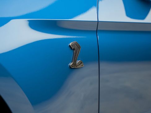 Used 2021 Ford Mustang Shelby GT500 w/ Carbon Fiber Track Pack image 31