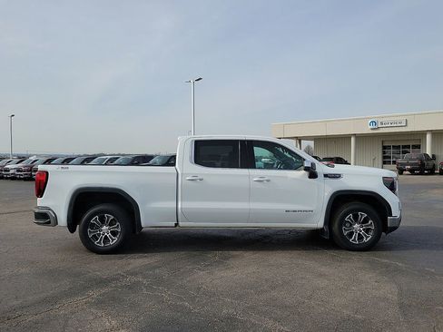 Used 2023 GMC Sierra 1500 SLE image 6