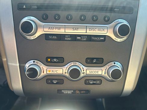 Used 2012 Nissan Murano LE w/ Platinum Pkg AWD/4WD image 25