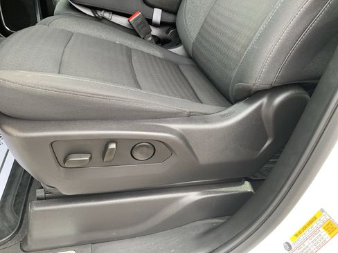 Used 2025 Chevrolet Silverado 2500 LT w/ Convenience Package AWD/4WD image 23
