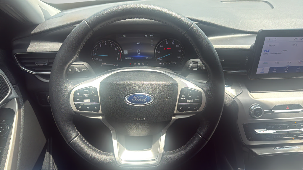 Used 2023 Ford Explorer XLT w/ Equipment Group 202A RWD image 14