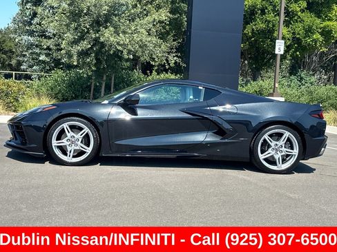 Used 2024 Chevrolet Corvette Stingray Preferred Cpe w/ Battery Protection Package RWD image 7