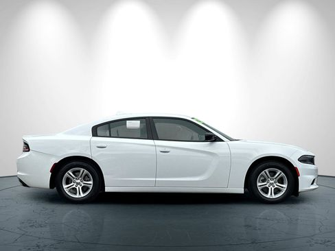 Certified 2023 Dodge Charger SXT image 3