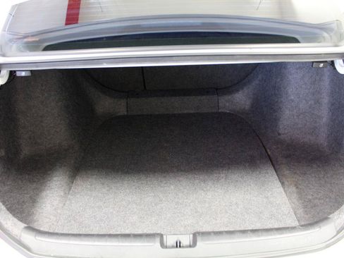 Used 2018 Honda Accord EX image 28