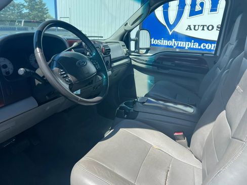Used 2005 Ford F350 Lariat AWD/4WD image 13