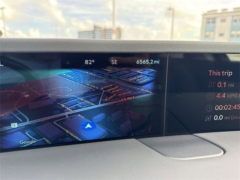 Used 2024 Lincoln Nautilus Reserve image 15