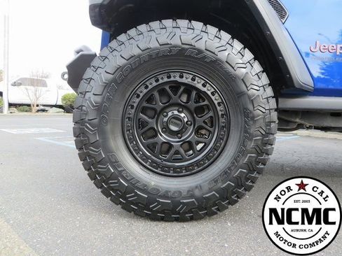 Used 2018 Jeep Wrangler Unlimited Rubicon image 9