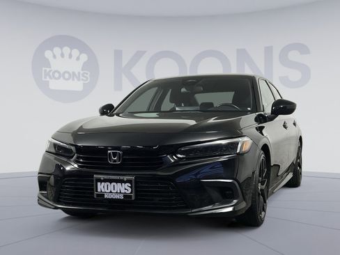 Used 2023 Honda Civic Sport image 1