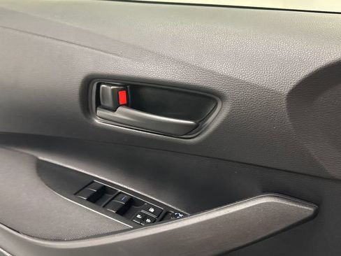 Used 2022 Toyota Corolla LE w/ LE Convenience Package FWD image 19