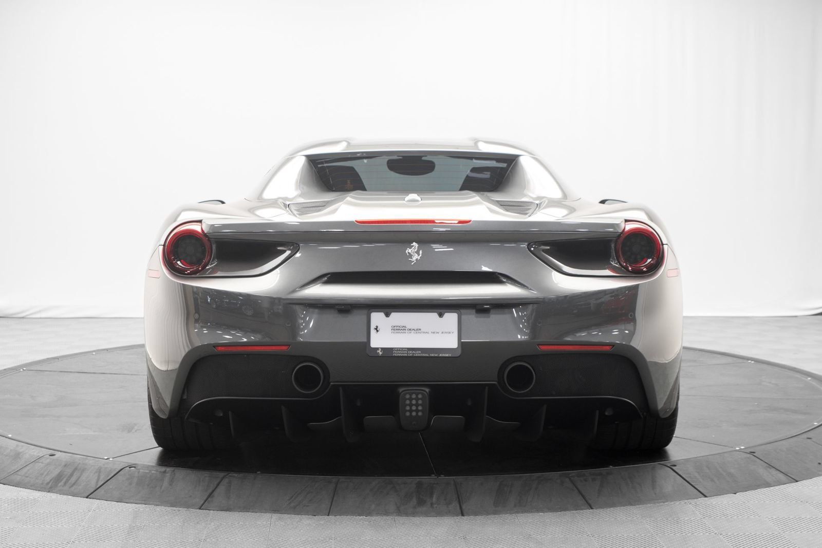 Used 2017 Ferrari 488 Spider RWD image 14