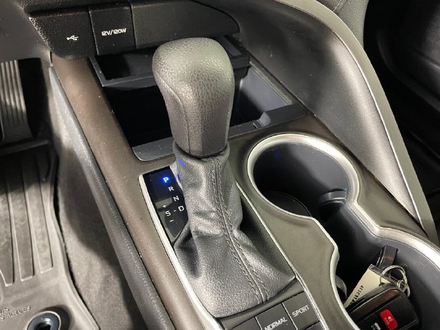 Used 2021 Toyota Camry LE FWD image 10