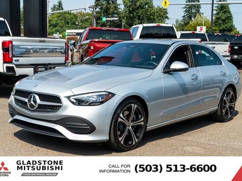 Used 2023 Mercedes-Benz C 300 Sedan image 4
