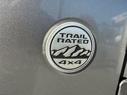 Used 2018 Jeep Wrangler Unlimited Sport S image 19