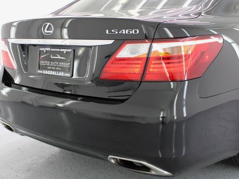 Used 2012 Lexus LS 460 w/ Comfort Pkg RWD image 23