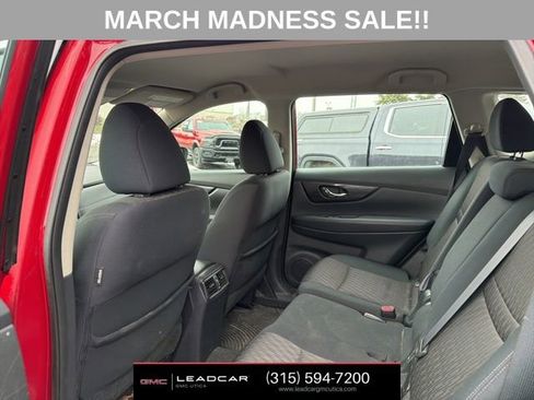 Used 2017 Nissan Rogue S image 16