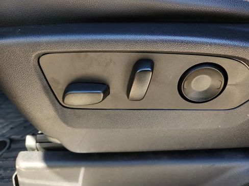 Used 2023 Chevrolet Silverado 1500 LT Trail Boss w/ LT Trail Boss Premium Package image 14