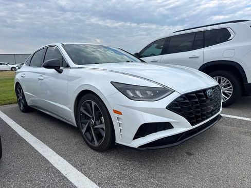 Used 2021 Hyundai Sonata SEL Plus FWD image 3