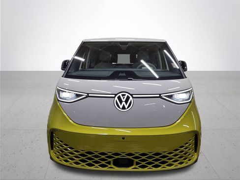 New 2025 Volkswagen ID. Buzz 1st Edition image 3