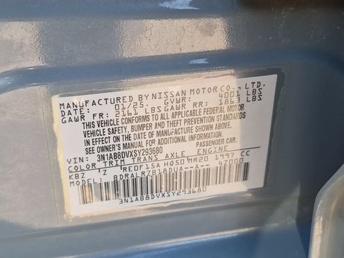 Used 2025 Nissan Sentra SR FWD image 23