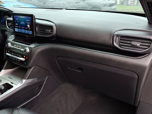 Used 2020 Ford Explorer ST w/ ST Street Pack image 11