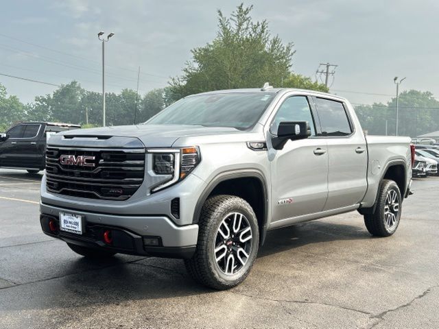 Used 2024 GMC Sierra 1500 AT4 w/ Technology Package AWD/4WD image 4
