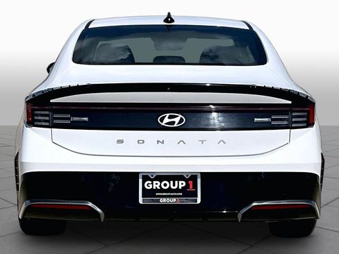 Used 2025 Hyundai Sonata SEL FWD image 5