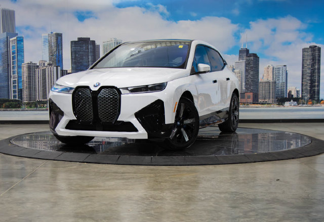 Used 2023 BMW iX xDrive50 w/ Premium Package AWD/4WD image 2