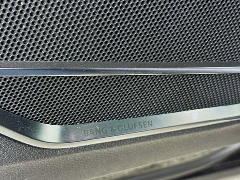 Used 2020 Audi Q3 2.0T Premium Plus w/ Premium Plus Package image 23