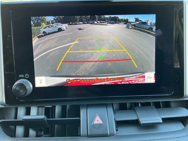 Used 2024 Toyota RAV4 LE AWD/4WD image 28