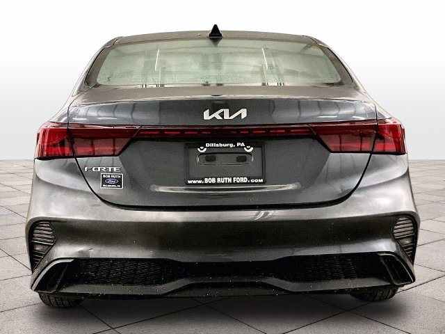 Used 2023 Kia Forte Sedan FWD image 4