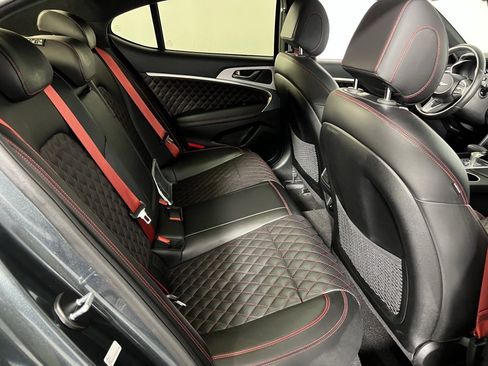 Used 2023 Genesis G70 3.3T w/ Sport Prestige Package image 32