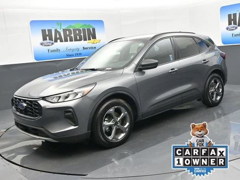 Used 2025 Ford Escape ST-Line image 1