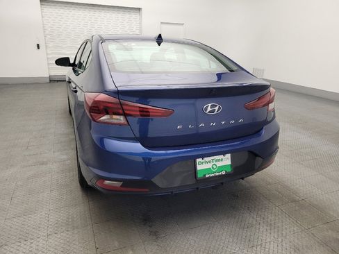 Used 2020 Hyundai Elantra SEL image 6