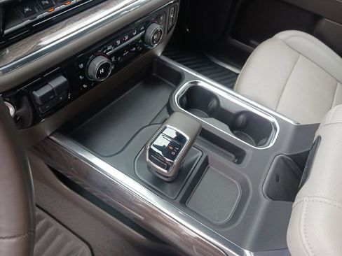 Used 2024 Chevrolet Silverado 1500 LTZ w/ Technology Package image 38