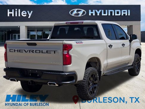 Used 2026 Chevrolet Silverado 1500 Custom Trail Boss AWD/4WD image 4