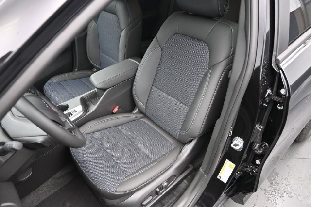 New 2026 Buick Envista Sport Touring w/ Convenience I Package FWD image 11